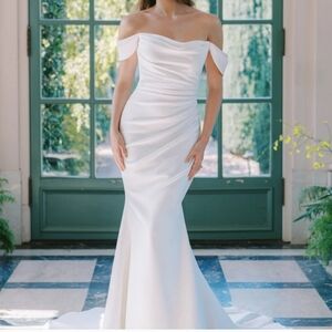 Blue Willow Naomi Silk Satin White WEDDING Dress By Anne Barge With Veil  NWT